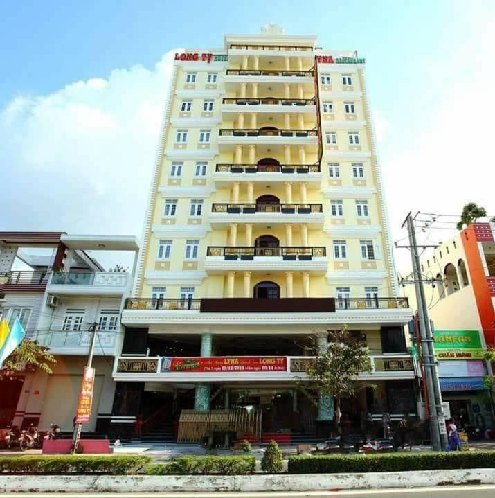 Khách Sạn Long Tỵ Cà Mau Exterior foto